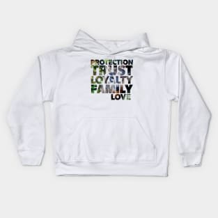 Your Wolf guide - giving protection, trust, loyalty, family and love Kids Hoodie